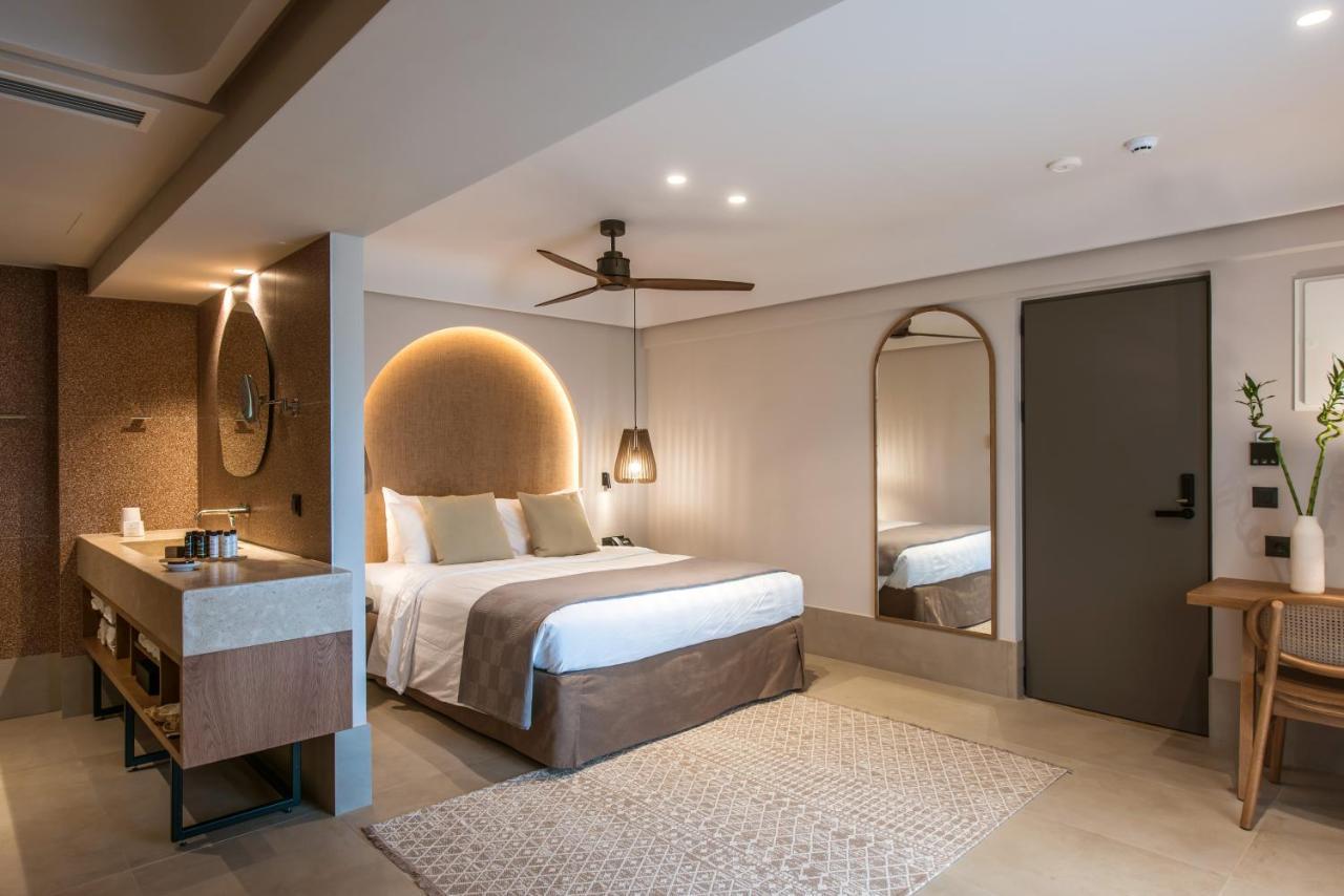Paralos Venus Suites Adults Only Херсонисос Екстериор снимка