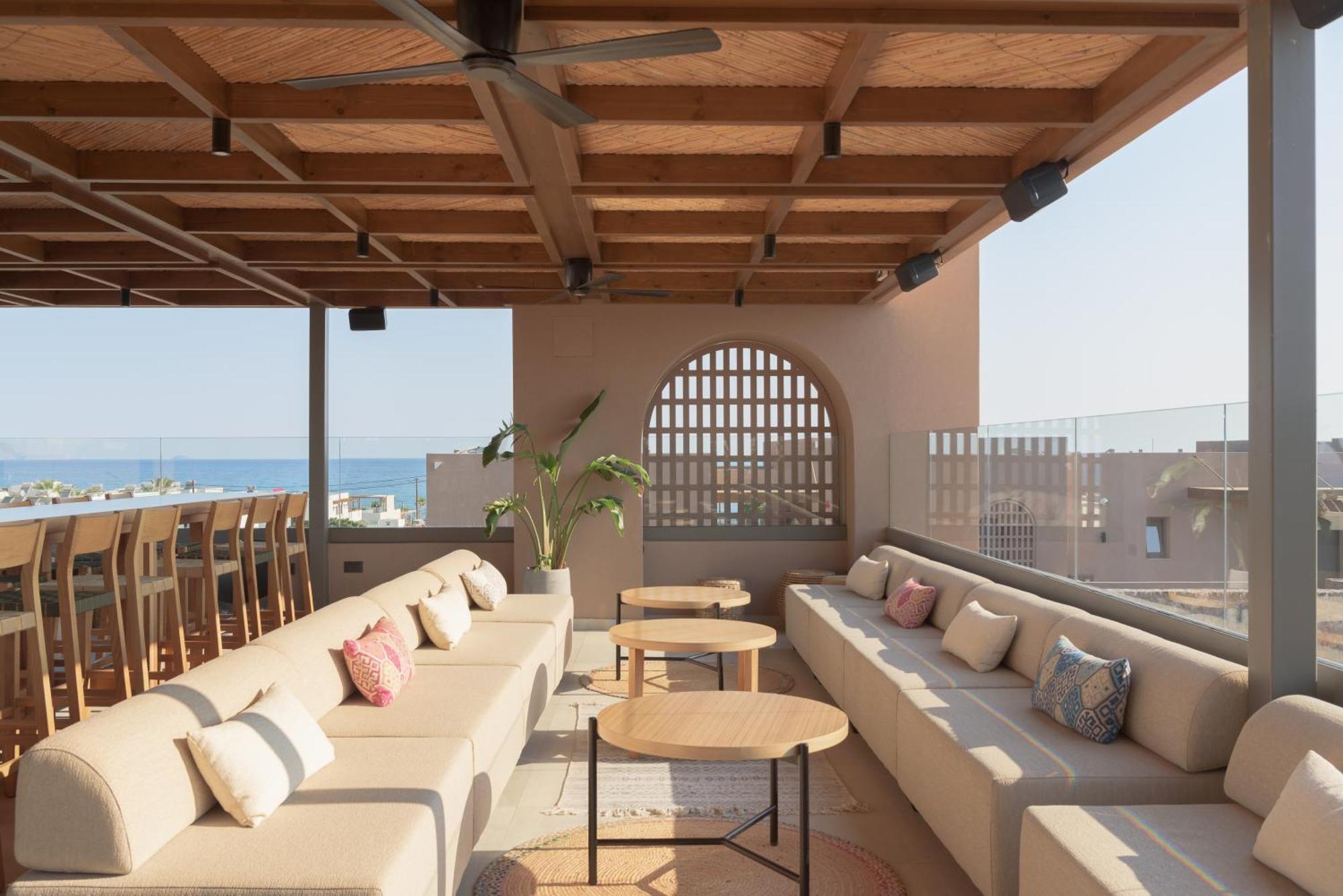 Paralos Venus Suites Adults Only Херсонисос Екстериор снимка
