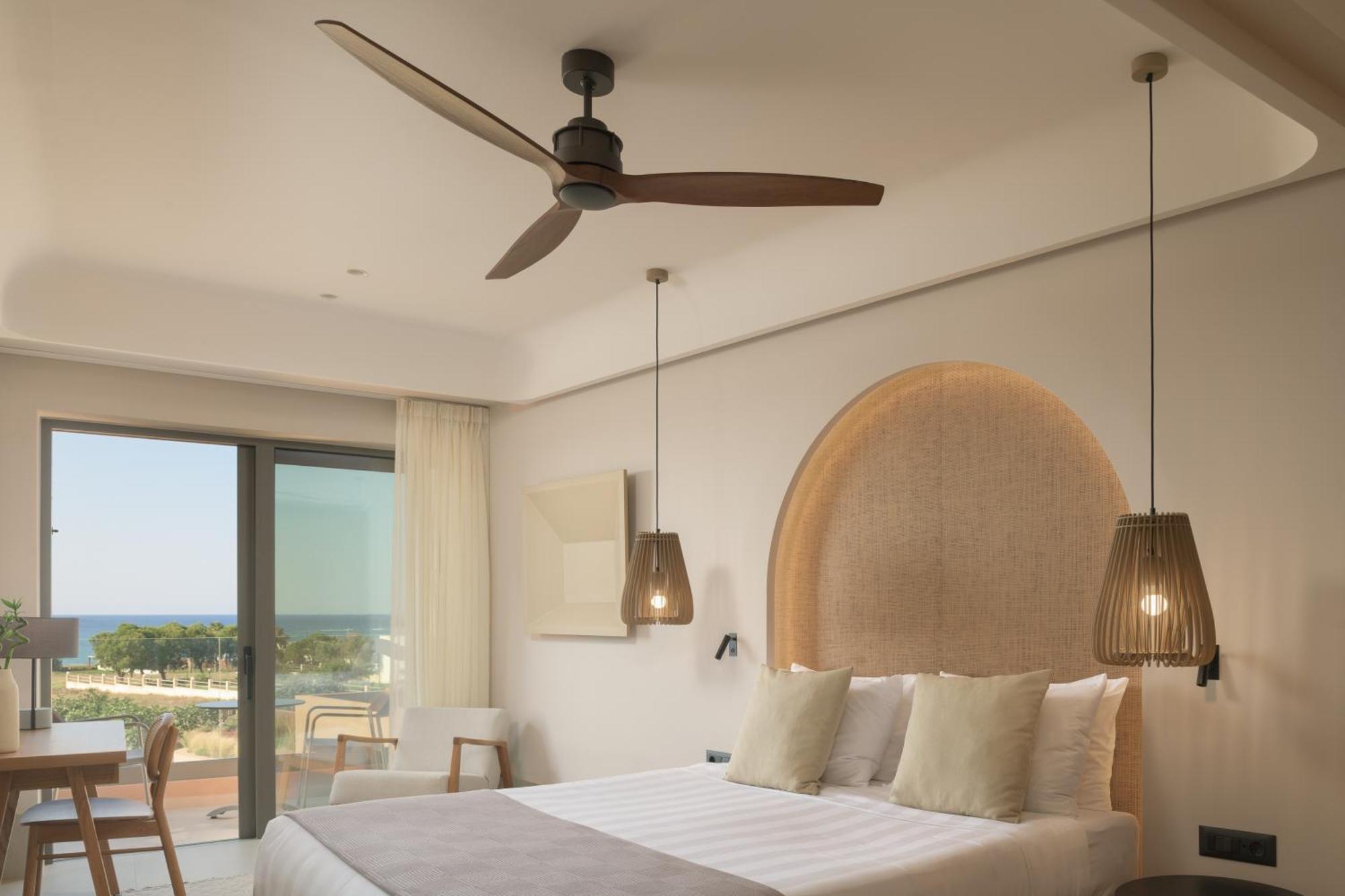 Paralos Venus Suites Adults Only Херсонисос Екстериор снимка