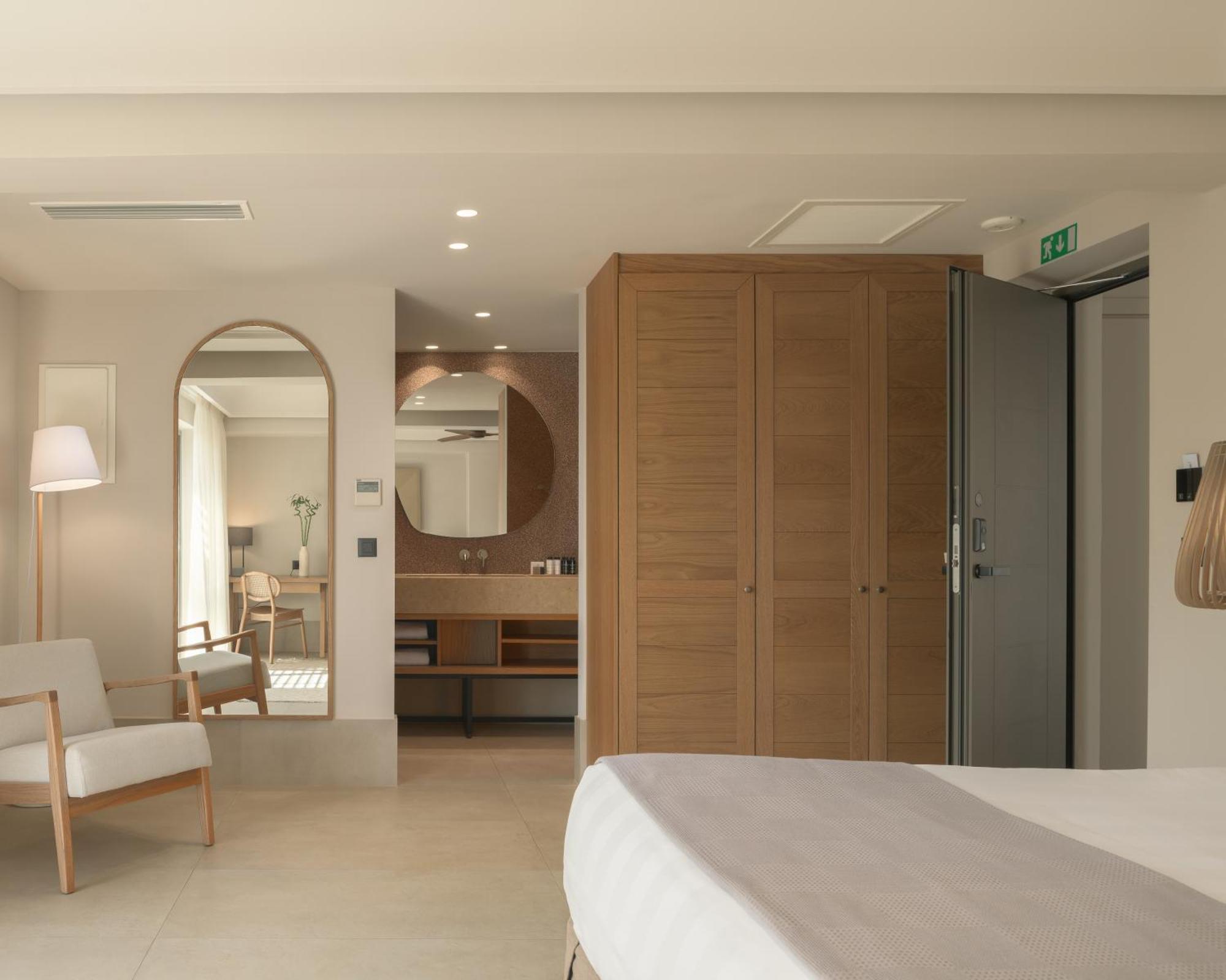 Paralos Venus Suites Adults Only Херсонисос Екстериор снимка